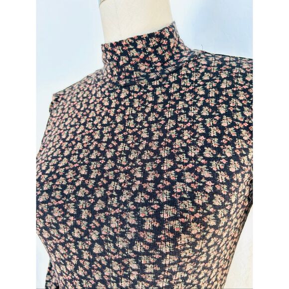 Dôen Women’s XS Maxine Mock-neck Rib Knit Top in Nightfall Secret Garden - Picture 6 of 7